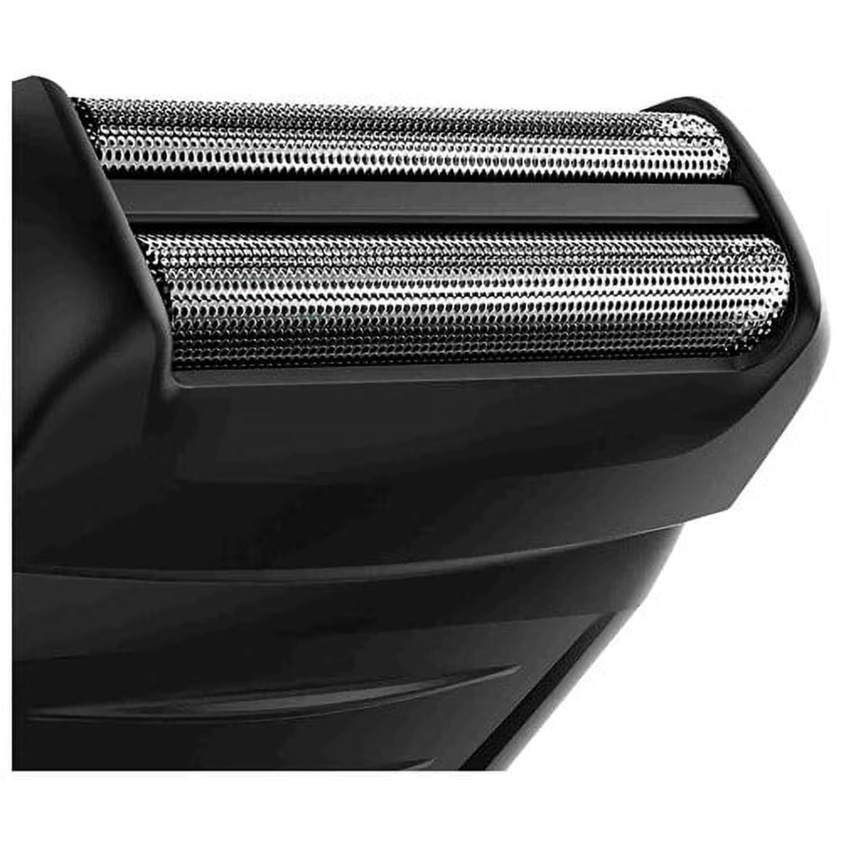 Battery-Operated Black Foil Shaver Q7513