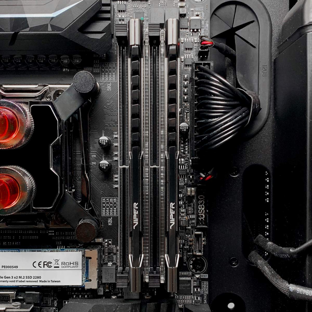 DDR4 RAM 16GB 3600MHz Desktop Memory I936