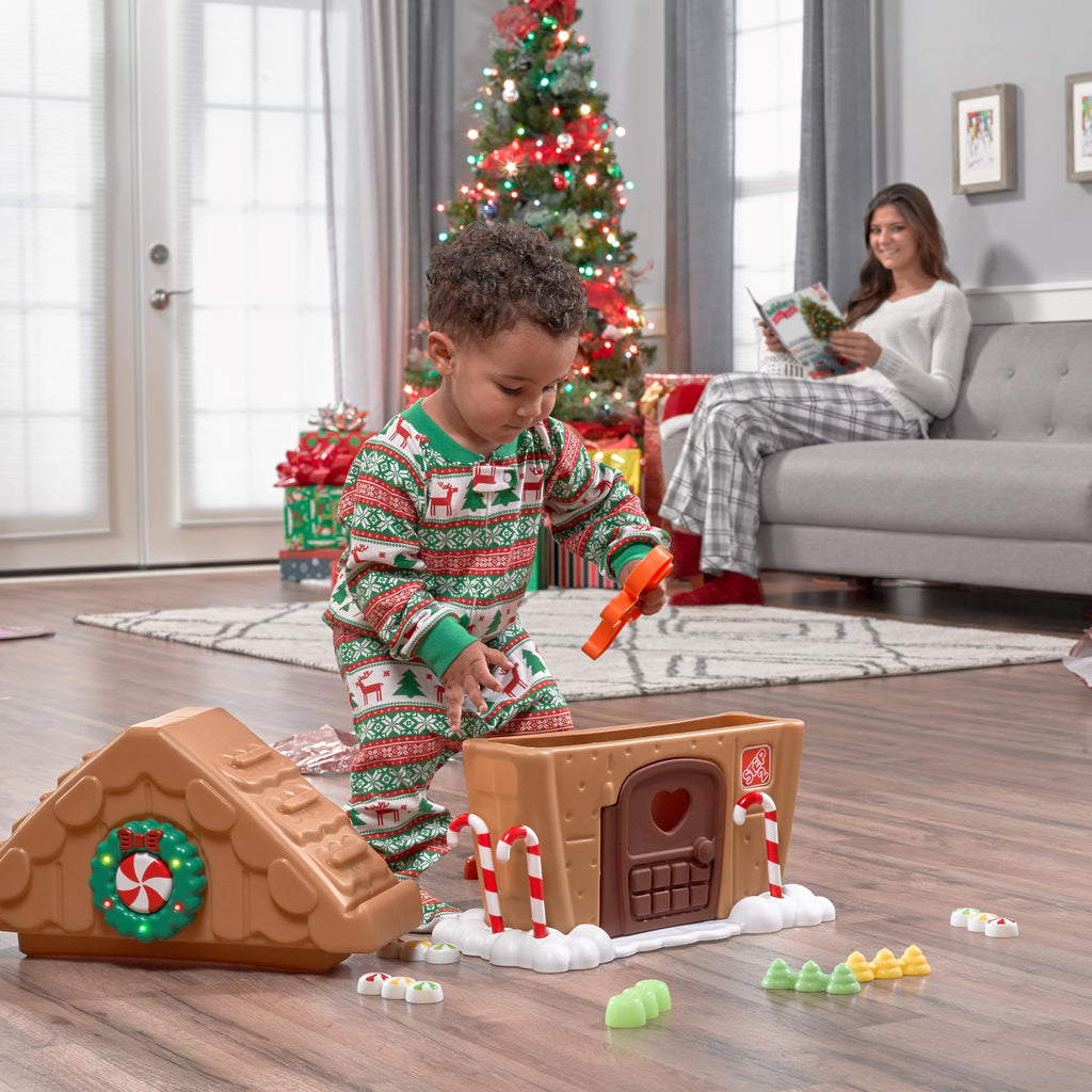 Kids Interactive Christmas Holiday Toy with 20 Accessories V6113